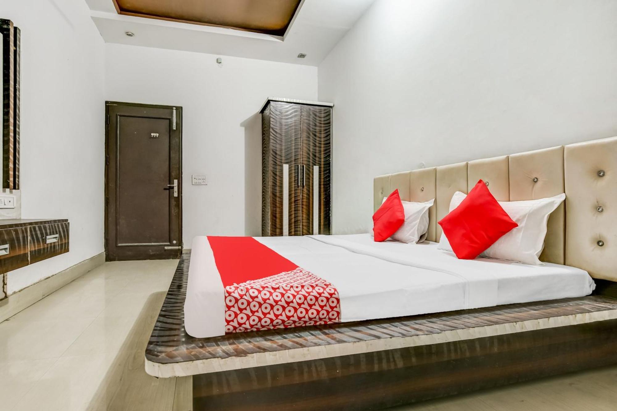 Flagship Hotel Big Boss Kurukshetra Εξωτερικό φωτογραφία